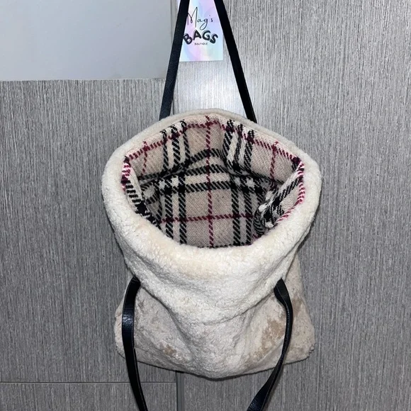 Burberry: Sherpa Fur Shearling Nova Check Reversible Tote ❤️ (rare find) - Picture 14 of 16